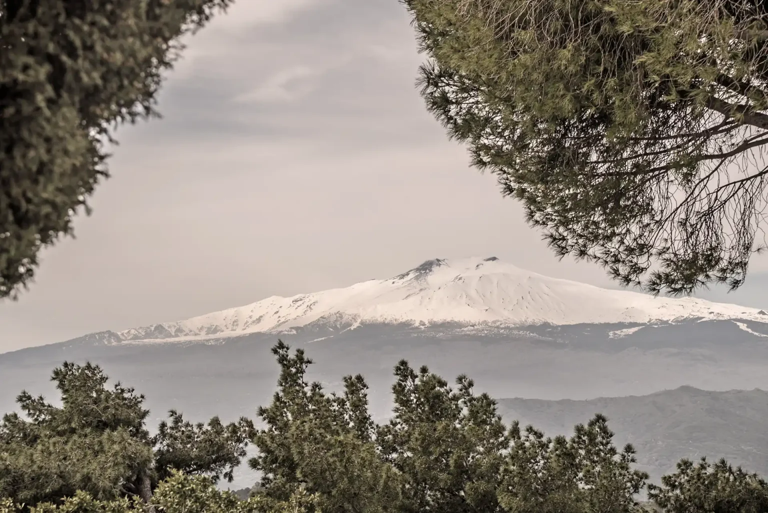 Blick auf den Ätna, Sizilien.